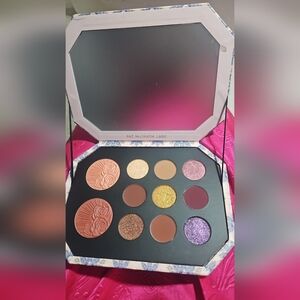 Pat McGrath Vibrant Eyeshadow Palette with Gold and Purple Tones